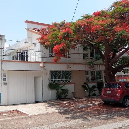Casa Flamboyant Hotel Queretaro Bagian luar foto